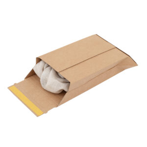 Sobre e-commerce Kraft con cinta adhesiva