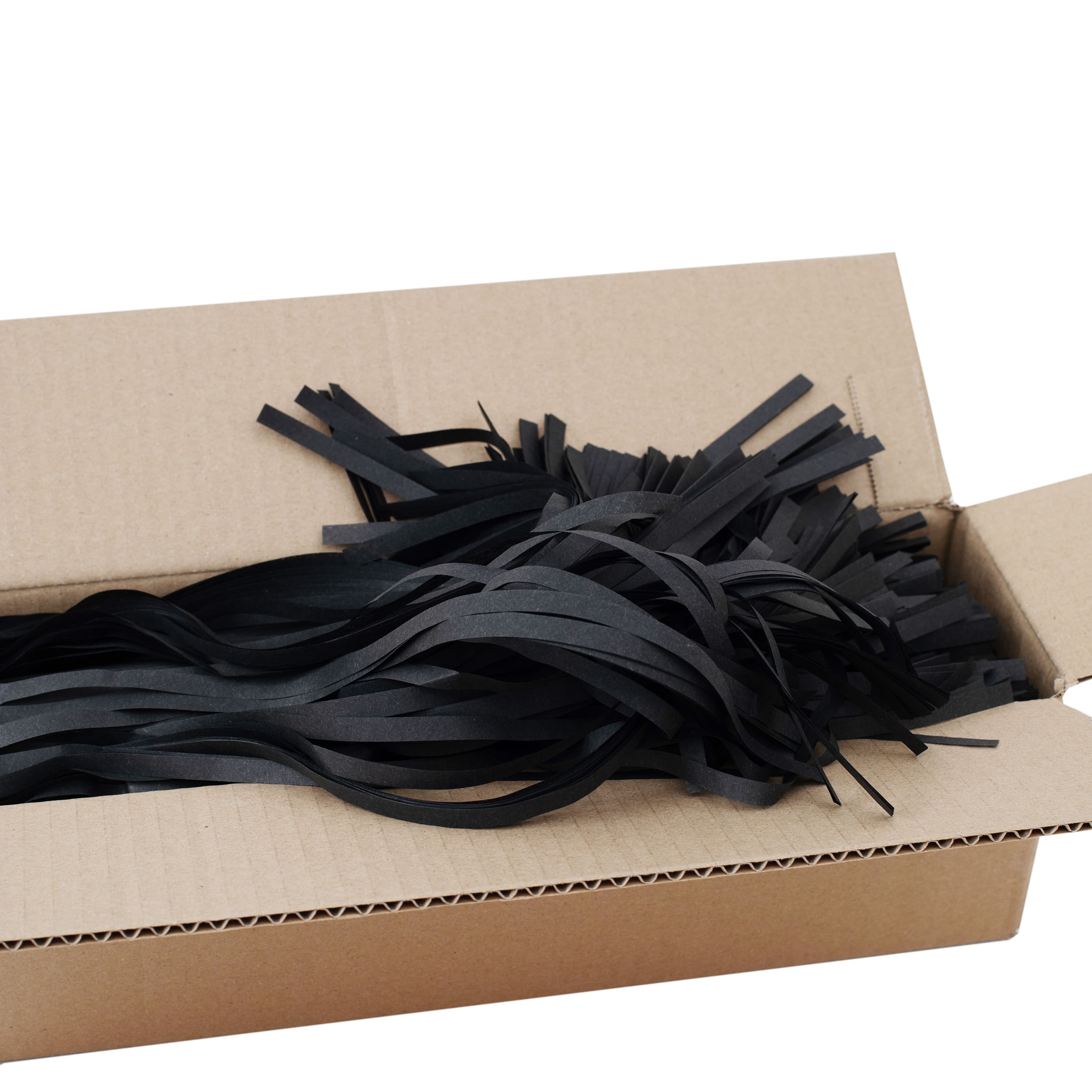virutas de papel de seda negro reciclado