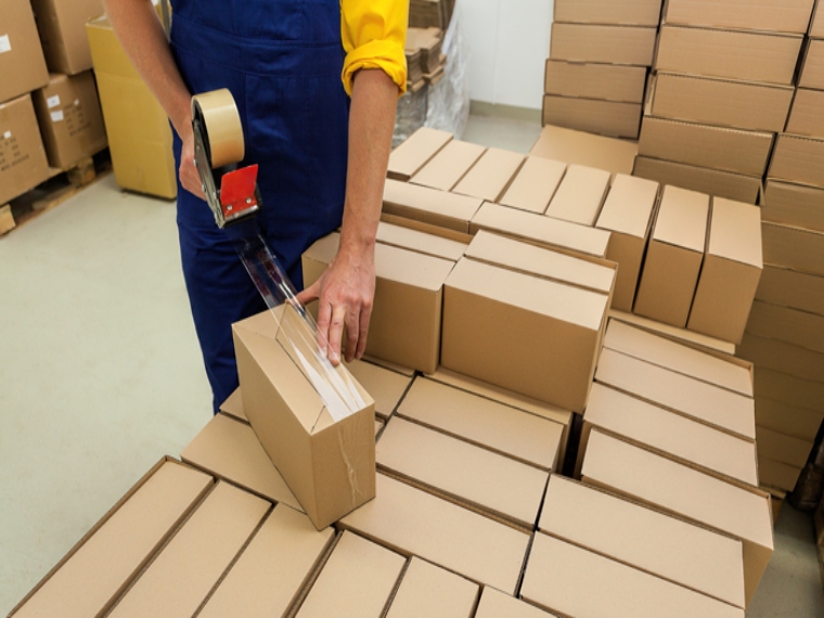 cómo envolver un paquete para enviar